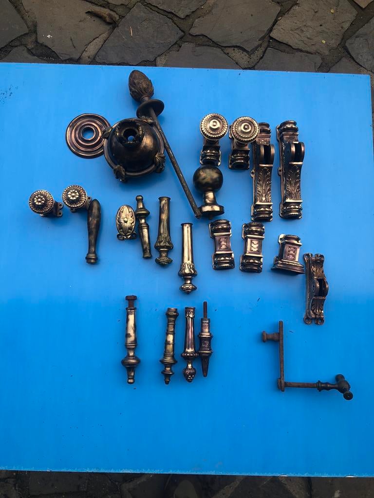Lot de accessoires anciens de fermeture de fenêtre, Enlèvement, Cuivre