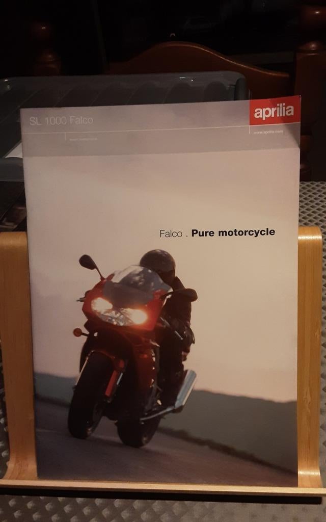 Aprilia falco brochure, Ophalen of Verzenden
