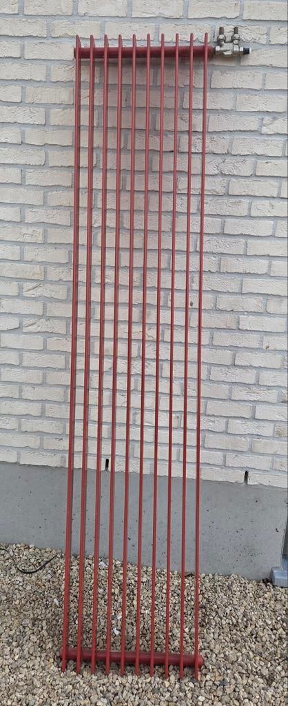 rode vasco sierradiator 220x46x10cm, Ophalen, Gebruikt