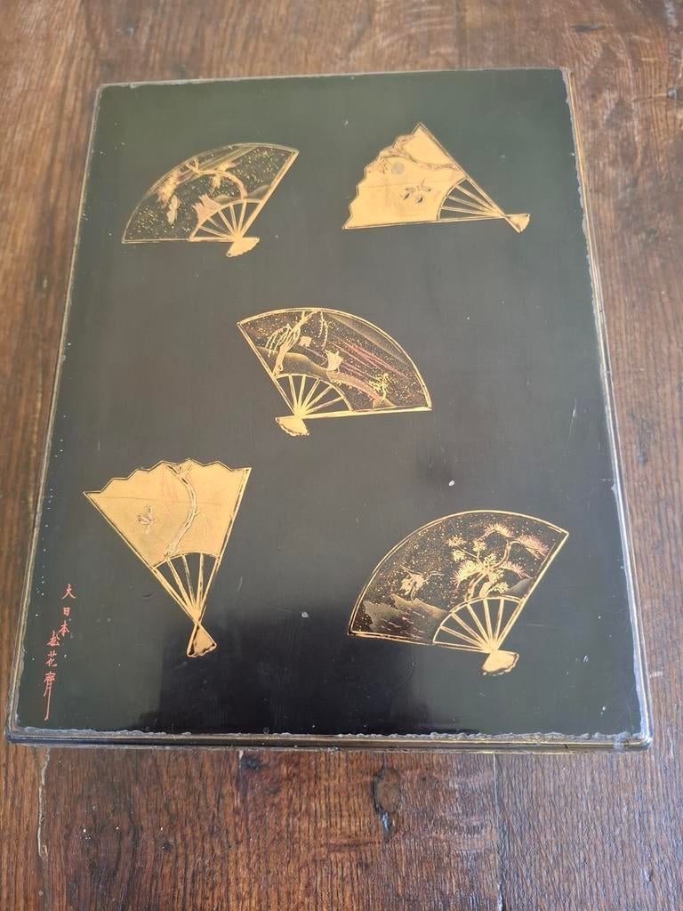 Boîte en laque japonaise ou chinoise, Enlèvement ou Envoi