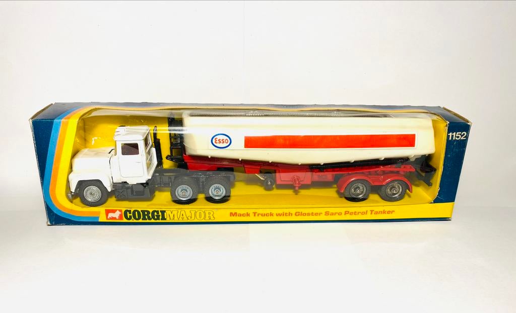 Corgi Toys Mac Truck with Gloster Sarp Petrol Tanker, Verzenden, Nieuw, Bus of Vrachtwagen, Corgi