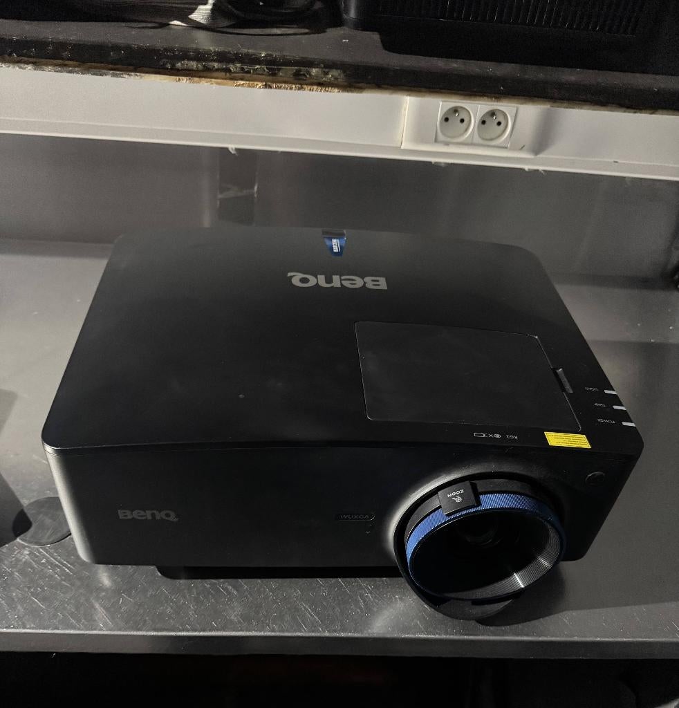 Video Projecteur BenQ LU935ST, TV, Hi-fi & Vidéo, Projecteurs vidéo, Enlèvement ou Envoi, Comme neuf, Benq, DLP