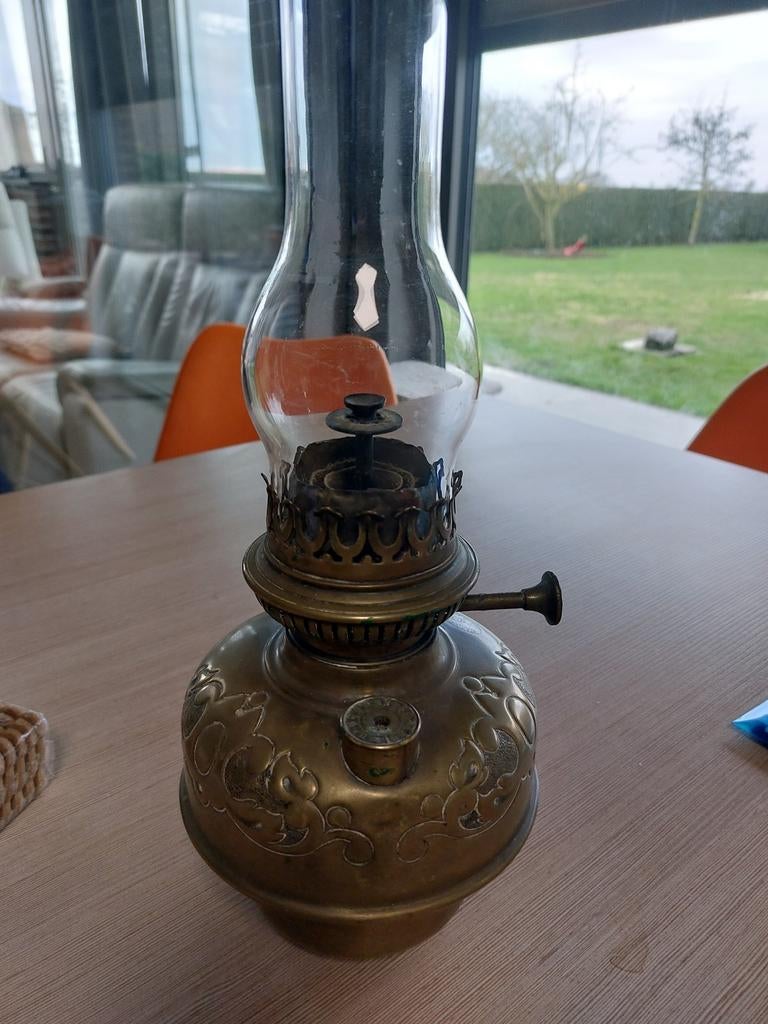 Olielamp/petroleumlamp, Ophalen