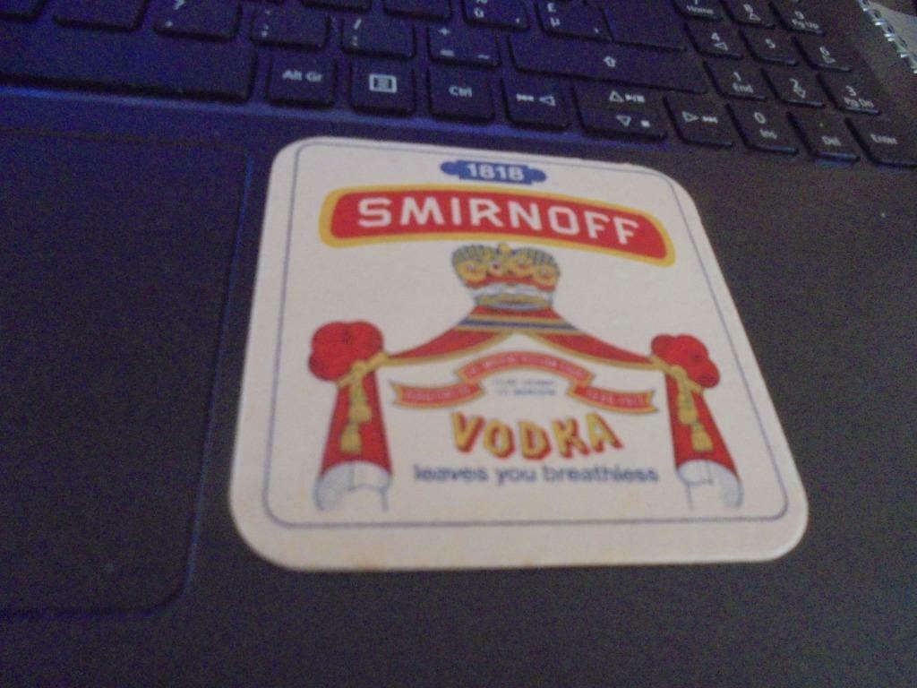 smirnoff, Ophalen of Verzenden, Zo goed als nieuw, Viltje(s)