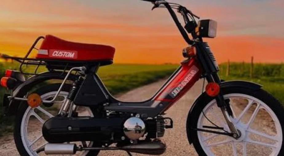 GEZOCHT ik zoek een brommer liefst gratis of klein prijsje, Enlèvement