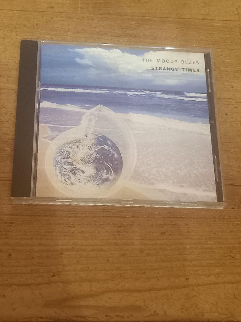 2 Cd's van The Moody Blues, Enlèvement ou Envoi, Comme neuf, Progressif