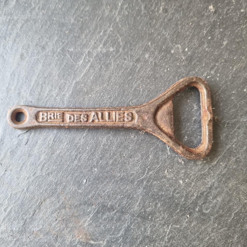 Ouvre bouteille Alliés, Collections, Enlèvement ou Envoi, Utilisé, Ouvre-bouteille, Autres marques