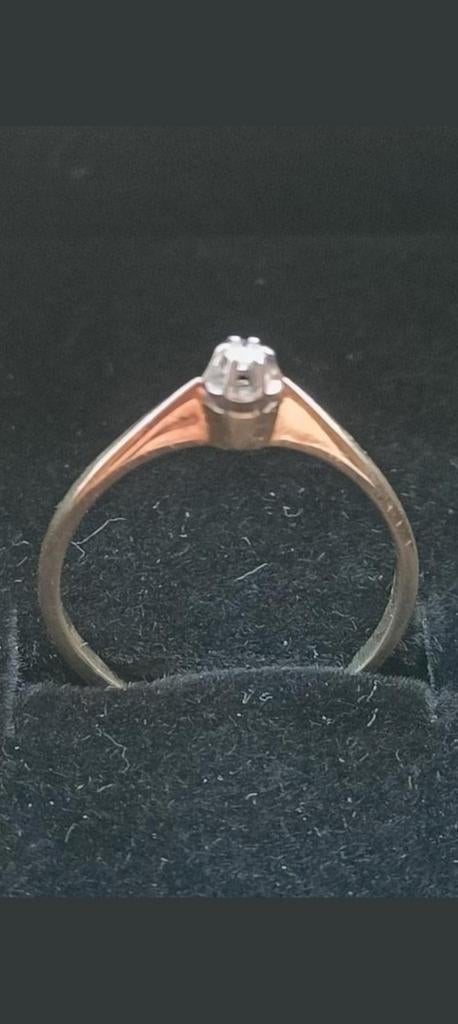 Gouden ring met diamant, Ophalen of Verzenden, Goud, Goud