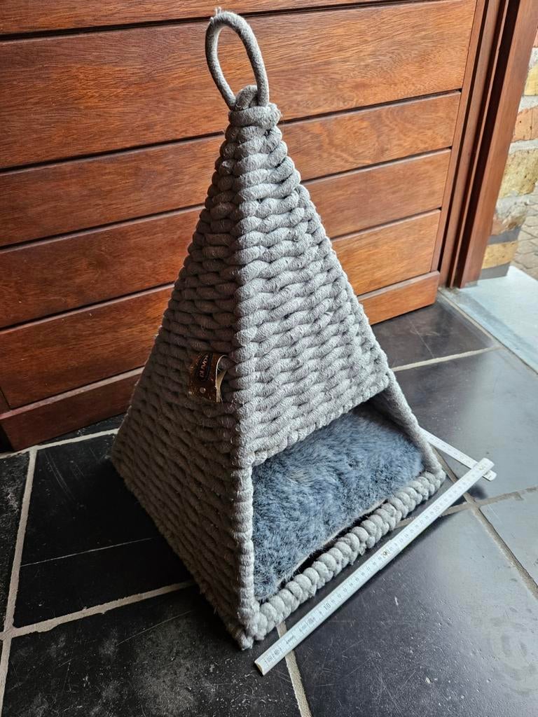 Kattenmand/tipi van DUVO+, Dieren en Toebehoren, Ophalen, Zo goed als nieuw