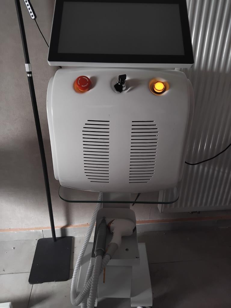 Appareil laser profilé, Electroménager, Solarium, Banc solaire & Bronzage facial, Enlèvement