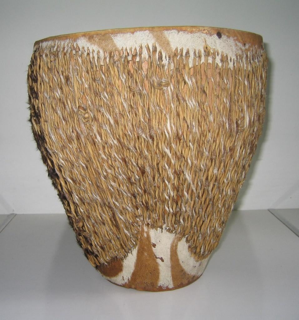 TAM-TAM  UIT  AFRIKA  -  8130, Antiek en Kunst, Ophalen