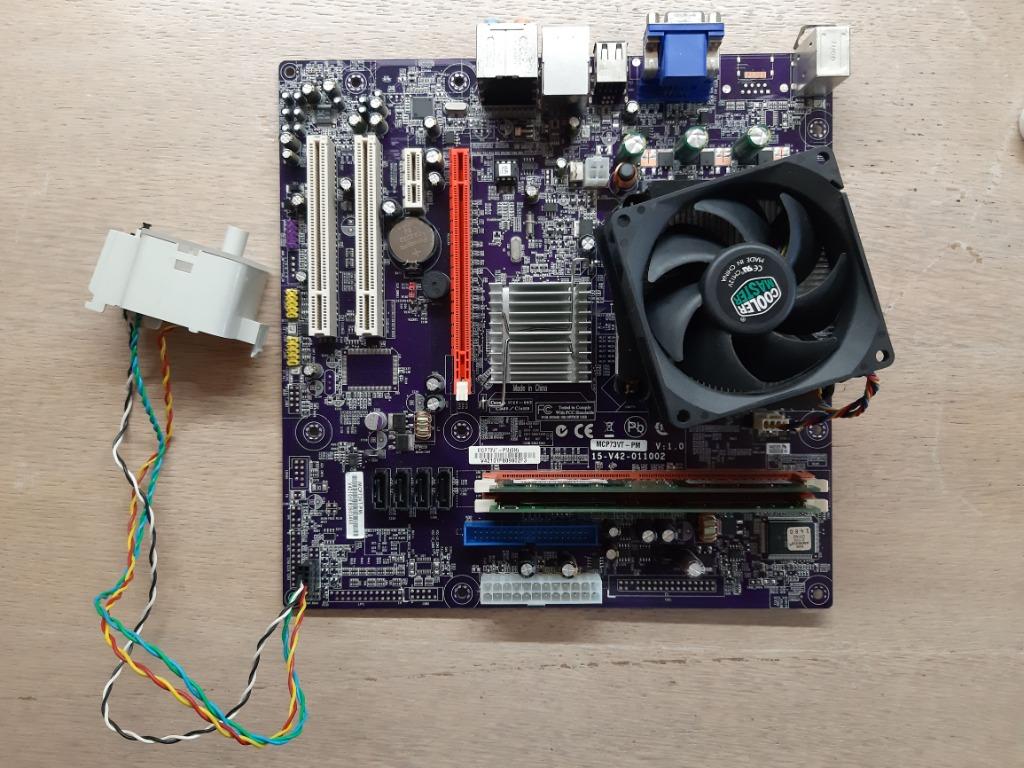 Moederbord MCP73VT-PM Pentium E2200 2.2GHz 4GB DDR2-667, Ophalen, Gebruikt, Socket 775, Overige typen