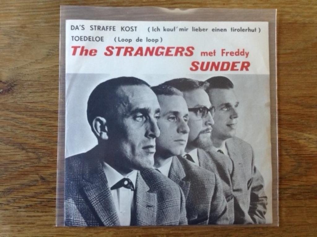 single the strangers met freddy sunder, Cd's en Dvd's, Ophalen of Verzenden, 7 inch, Nederlandstalig, Single