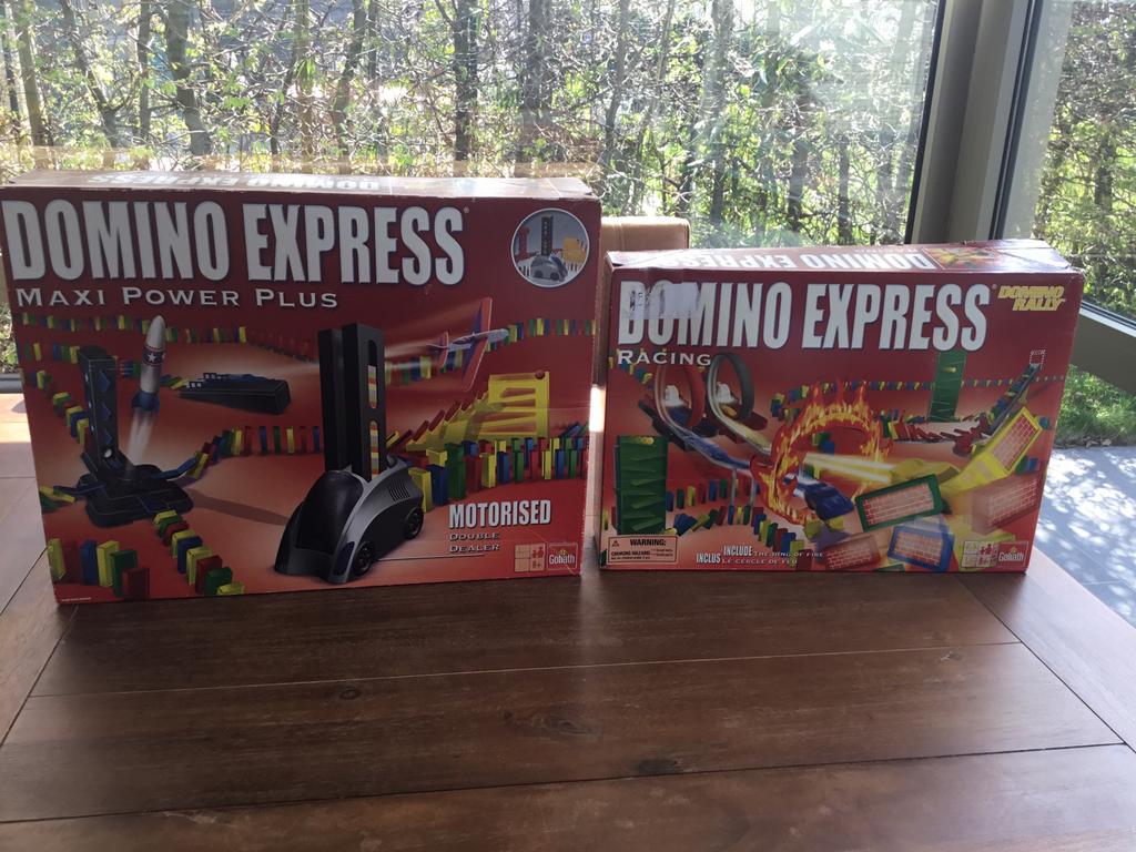 Domino Express, Enlèvement ou Envoi