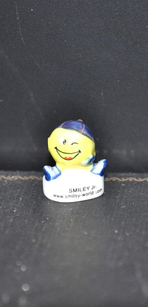 feve porcelaine smiley Jr., Enlèvement ou Envoi, Comme neuf, Autres types