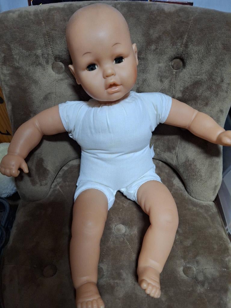 Pop, bedje en poppenkleren, Kinderen en Baby's, Speelgoed | Poppen, Ophalen