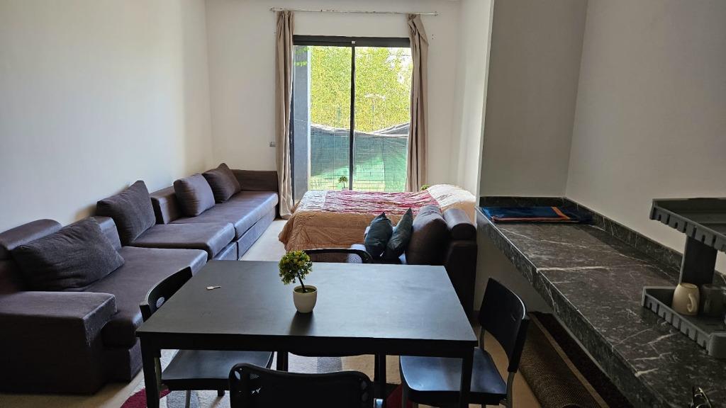 Prachtige gemeubileerde studio te huur in Hay Ryad Rabat, Immo, Buitenland, RABAT, Overige soorten, Buiten Europa, Stad
