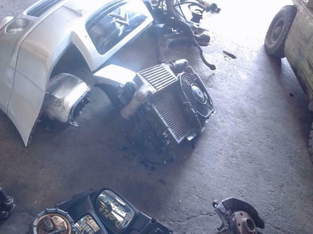 radiateur opel corsa C 2006-09 1.3CDTI 70 (51Kw), Enlèvement ou Envoi, Avant, Opel, Capot moteur