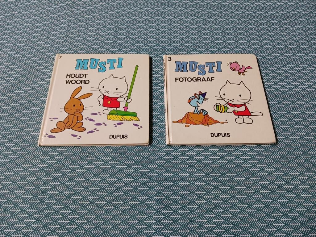 2 Musti boekjes uit 1981 en 1980., Gelezen, Ophalen of Verzenden, Ray Goossens, 1 tot 2 jaar