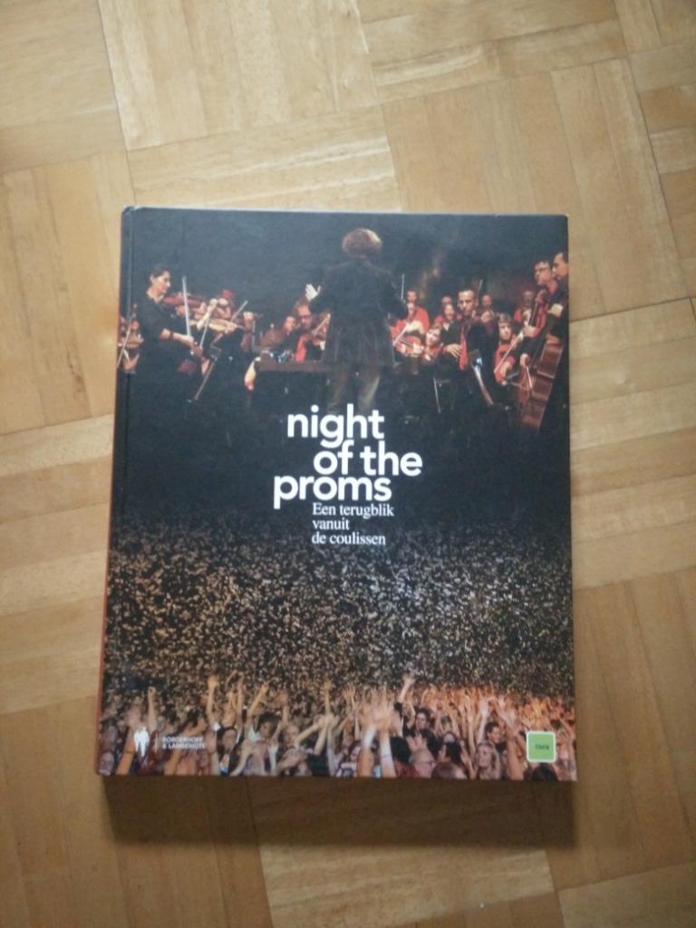 Boek night of the proms jubileumuitgave, Enlèvement