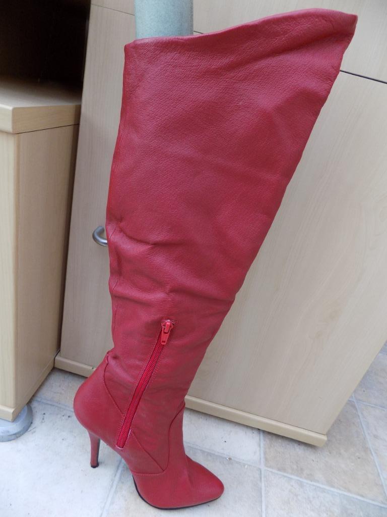 rode knielaarzen maat 35 Pleaser, Kleding | Dames, Schoenen, Hoge laarzen, Ophalen of Verzenden, Zo goed als nieuw, Rood