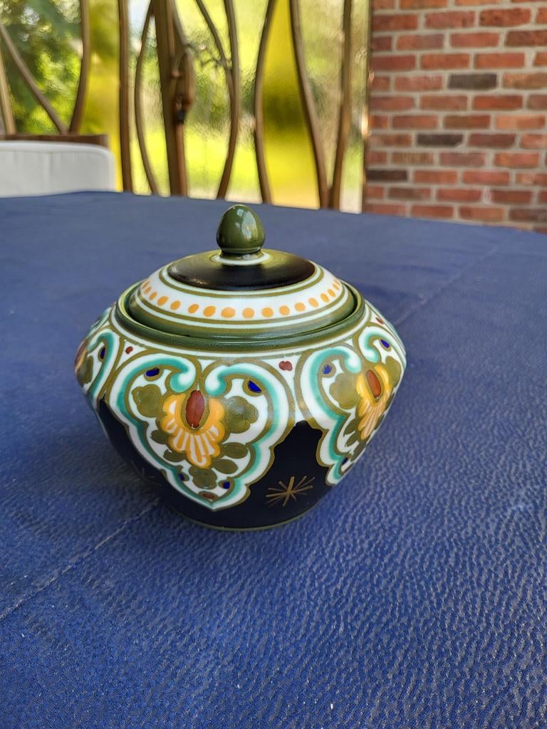 Dekselpot Eglon Koninklijk Royal Gouda, Enlèvement