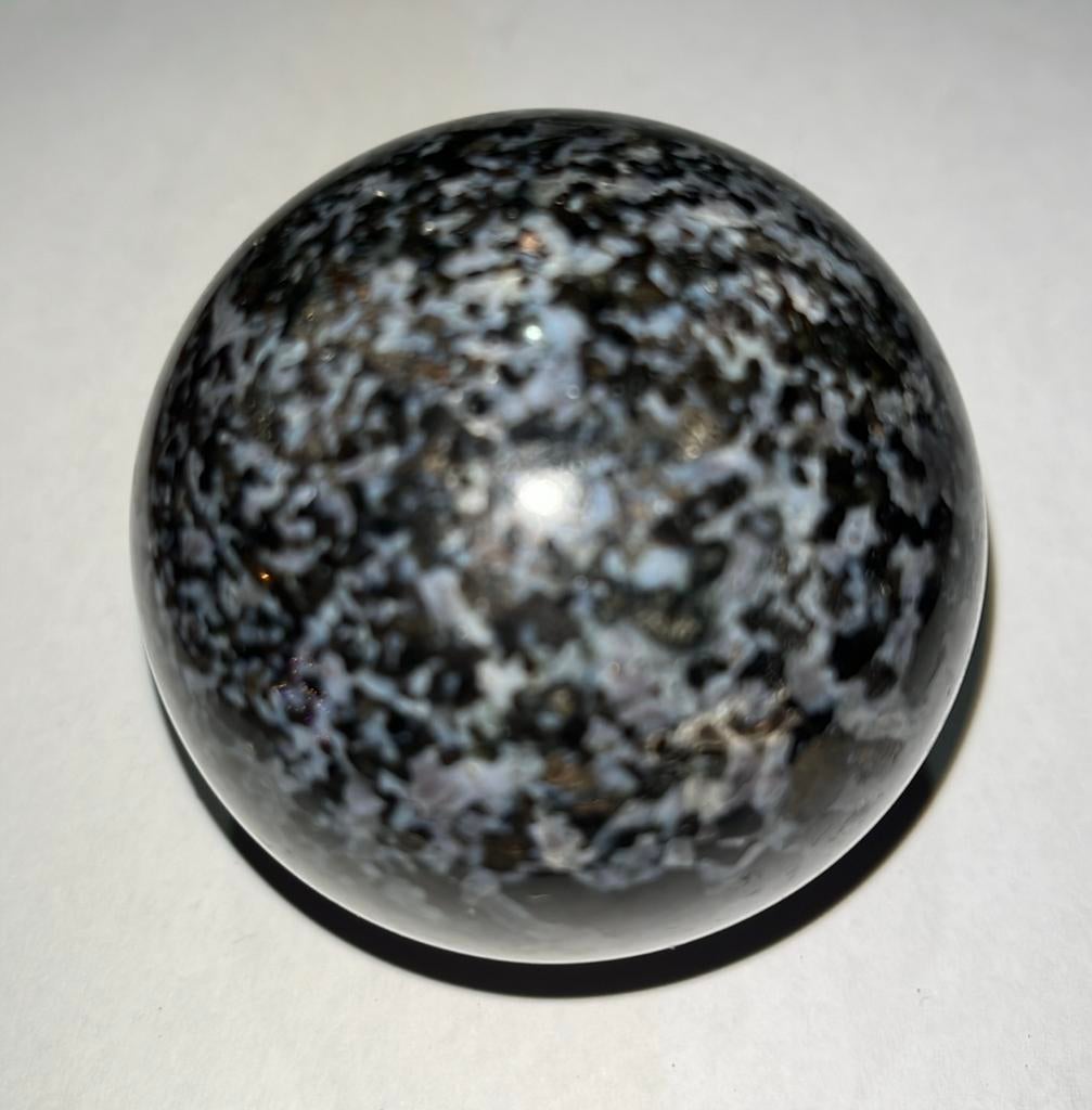 Sneeuwvlok Obsidiaan Bol - 360gram - diameter 57mm met ring, Ophalen of Verzenden, Nieuw