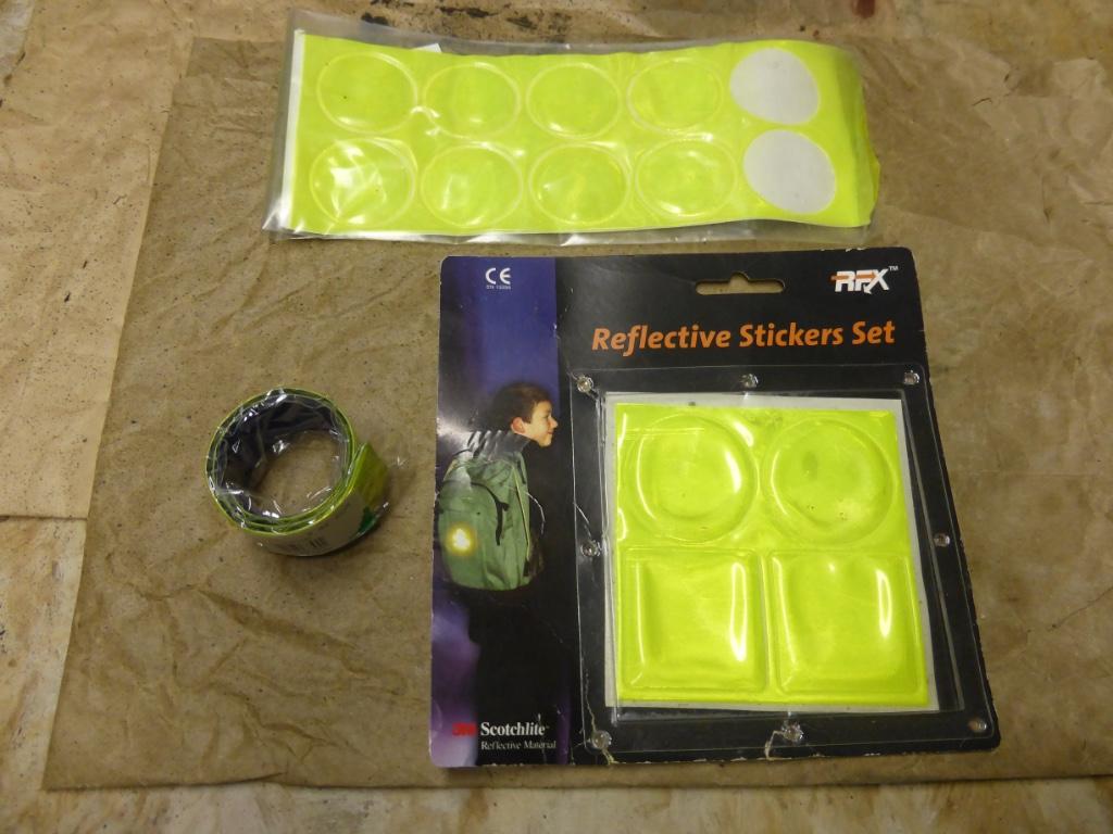 Fluo en reflectie stickers+ 3x fluo hesje, Ophalen of Verzenden, Zo goed als nieuw