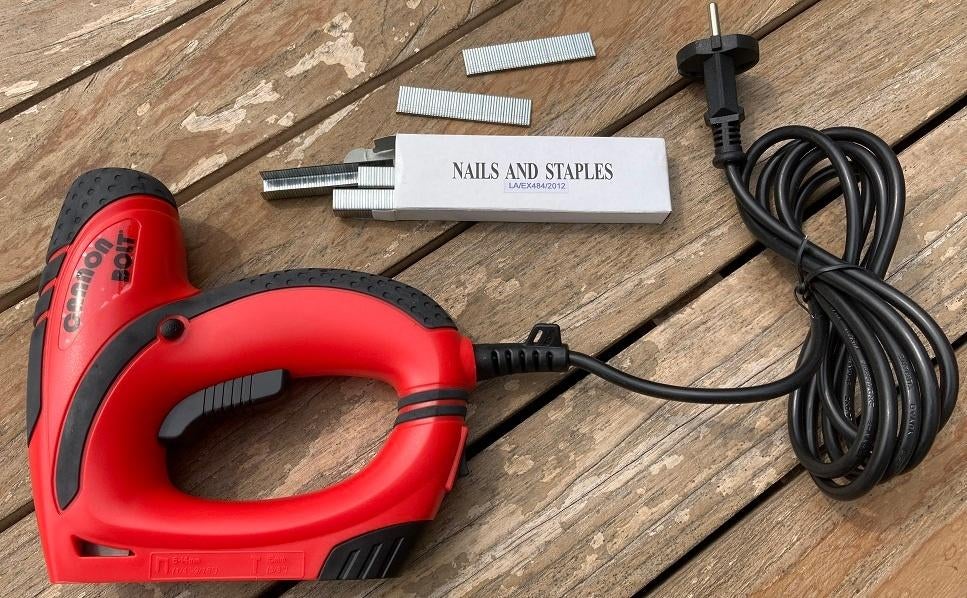 ELECTRISCHE TACKER CONNON BOLT, Ophalen of Verzenden, Nieuw
