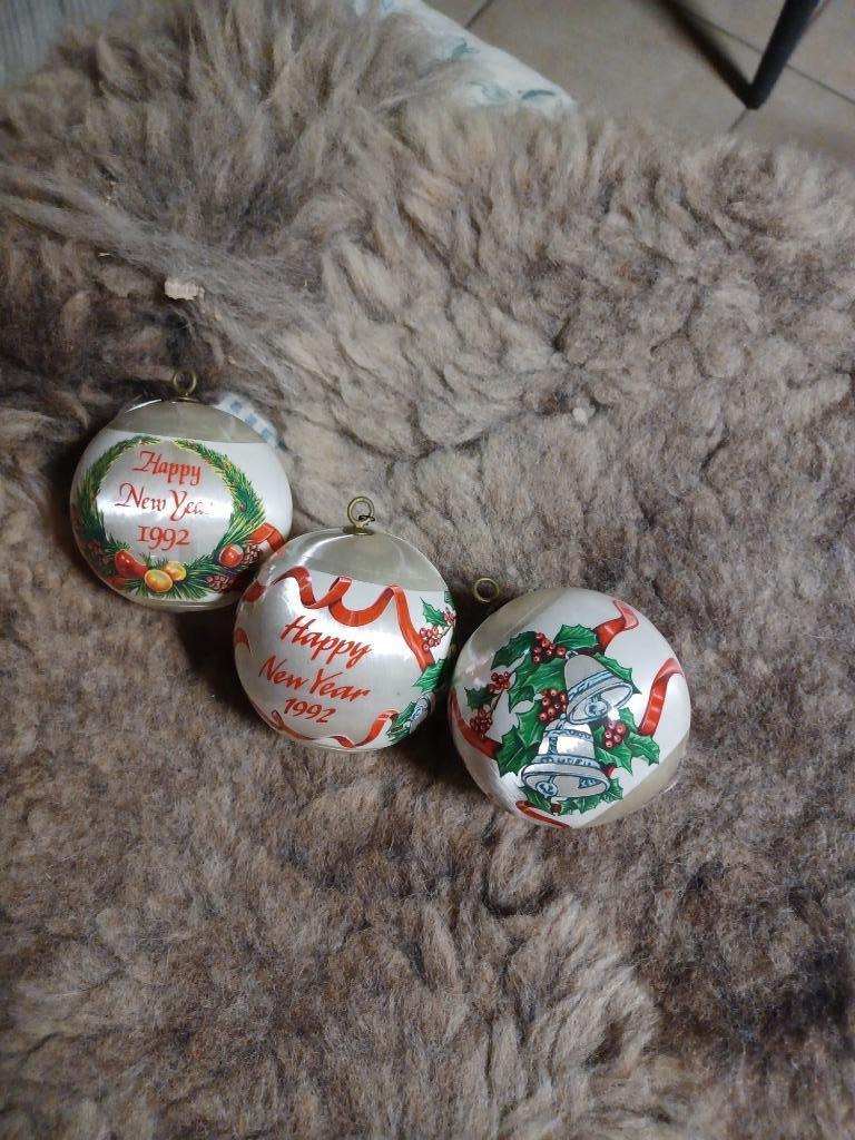 Vintage kerstballen 1992 aan 2 euro per stuk, Diversen, Ophalen of Verzenden