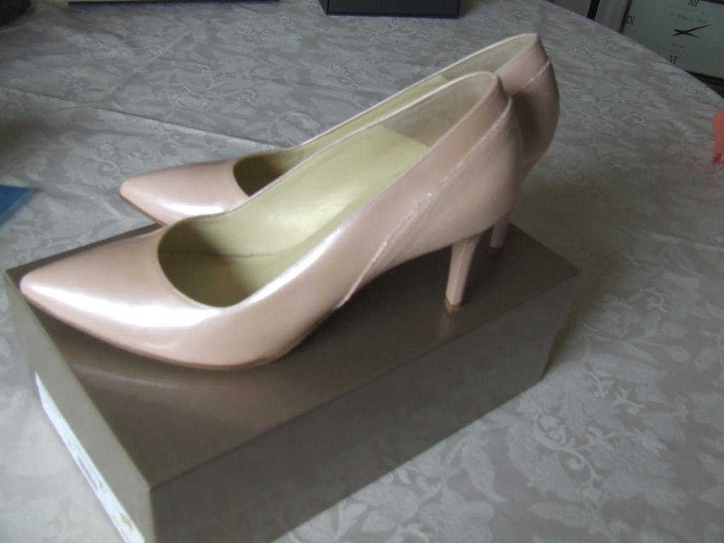 Elegante Italiaanse damesschoenen "Linea Raffaelli" mt 39, Enlèvement ou Envoi, Rose, Comme neuf, Linea Raffaelli"