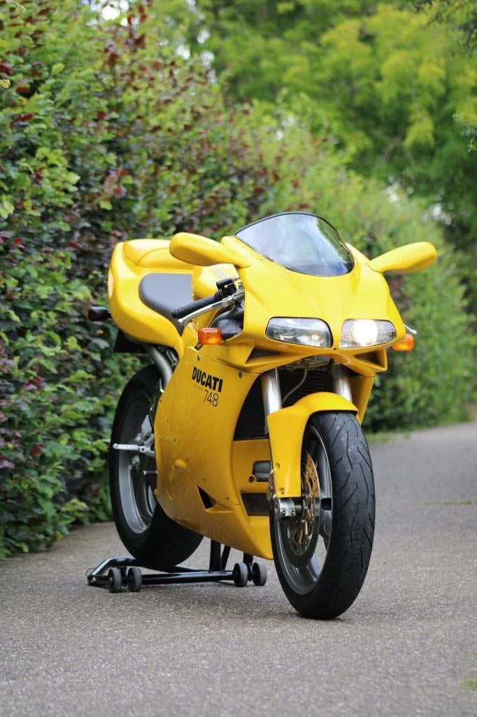 Ducati 748, Motos, Motos | Ducati, Particulier, Super Sport, plus de 35 kW, 2 cylindres, Permis Moto A, Enlèvement