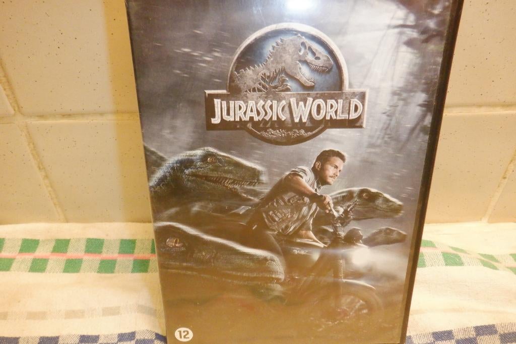 DVD Jurassic World., CD & DVD, DVD | Aventure, À partir de 12 ans, Envoi, Comme neuf