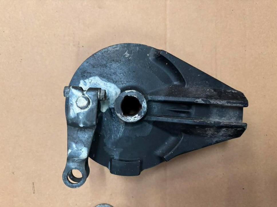 Plaque d'ancrage de frein de roue arrière Honda XR125, Enlèvement ou Envoi, Utilisé