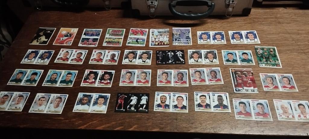 Stickers FIFA 365 2016, Enlèvement ou Envoi, Comme neuf, Plusieurs autocollants