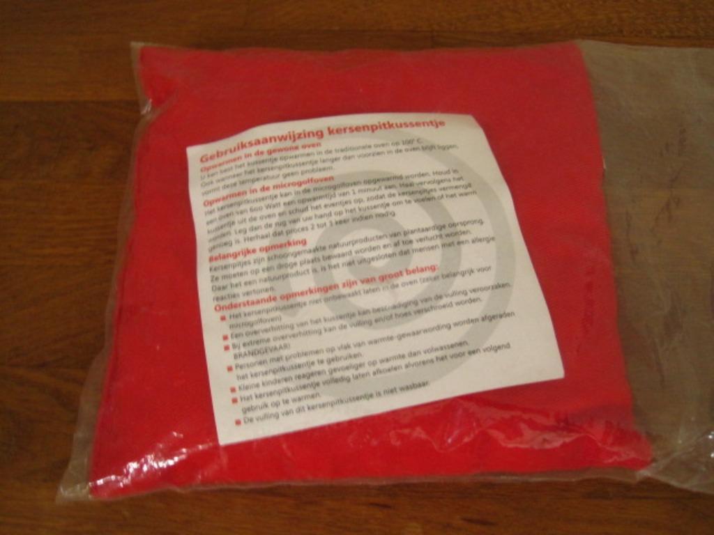 Kersenpitkussentje klein rood NIEUW, Ophalen of Verzenden, Nieuw