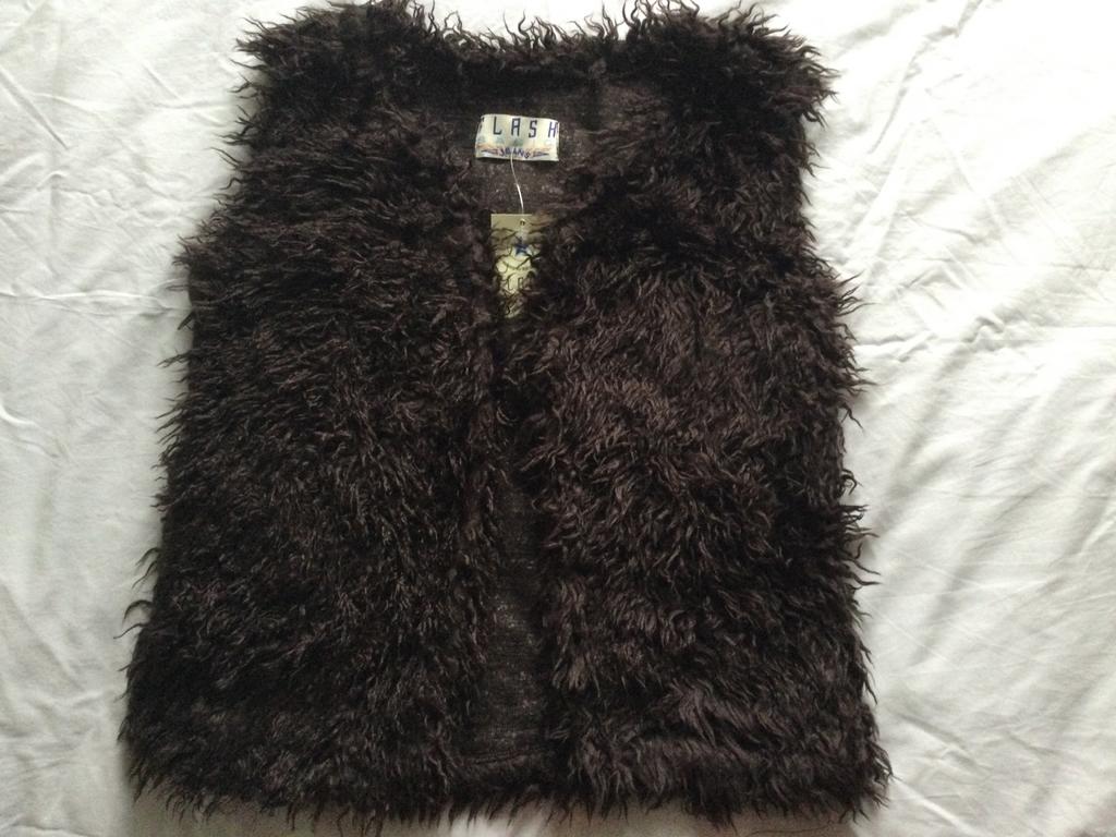 Gilet marron foncé, taille S, Neuf, Neuf, Enlèvement ou Envoi, Taille 36 (S), Brun
