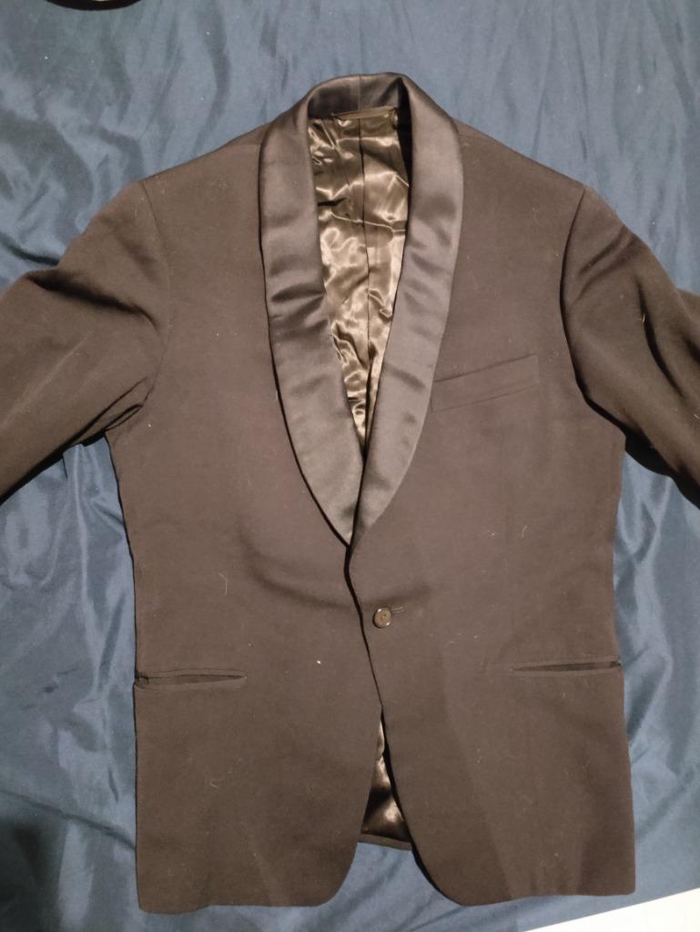 Blazer femme noir Butch tailors 66cm long pour 45cm épaules, Kleding | Dames, Maat 38/40 (M), Kostuum of Pak, Zwart, Butch TAILORS