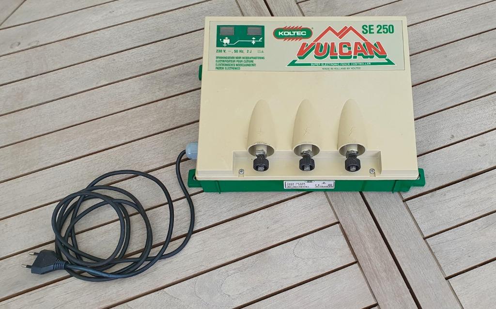 Schrikdraadapparaat Koltec Vulcan SE250, Dieren en Toebehoren, Weidegang, 2 of 3 paarden of pony's