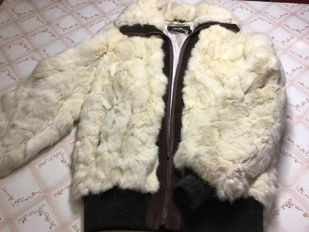 Veste en fourrure - lapin - longue manches, Enlèvement ou Envoi, Comme neuf