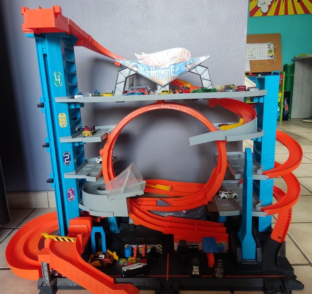 Super méga garage Hot wheels, Enfants & Bébés, Enlèvement ou Envoi, Comme neuf, Hot Wheels