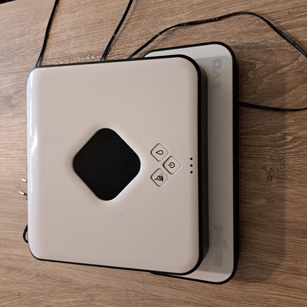 Dweilrobot Dirt Devil EVO M678, Ophalen of Verzenden, Zo goed als nieuw