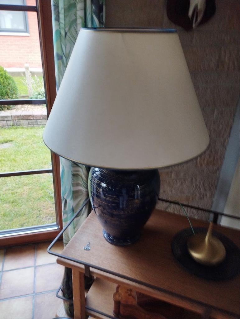 Lampe en céramique, abat jour blanc cassé, Huis en Inrichting, Lampen | Tafellampen, Zo goed als nieuw, Ophalen