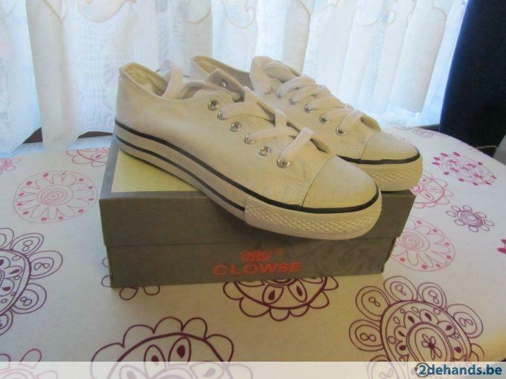 Witte stoffen schoenen maat 39, Neuf, Enlèvement ou Envoi, Blanc, Sandales et Mûles