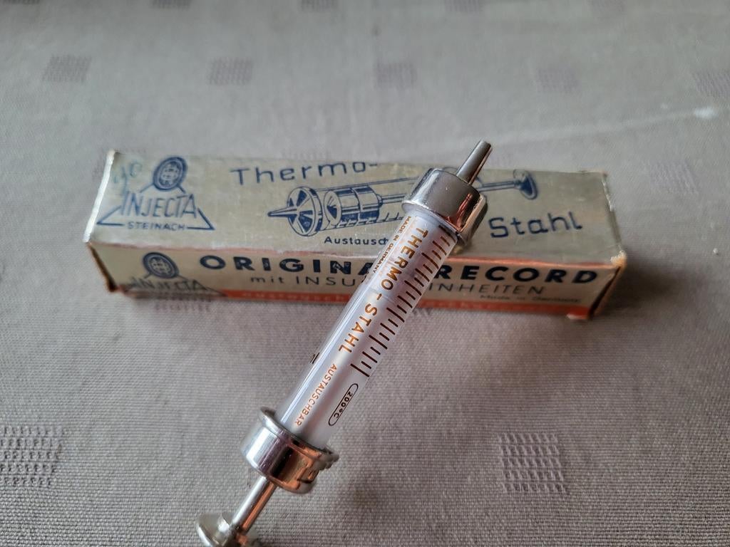 Vintage medische injectie spuit, Ophalen of Verzenden, Gebruikt