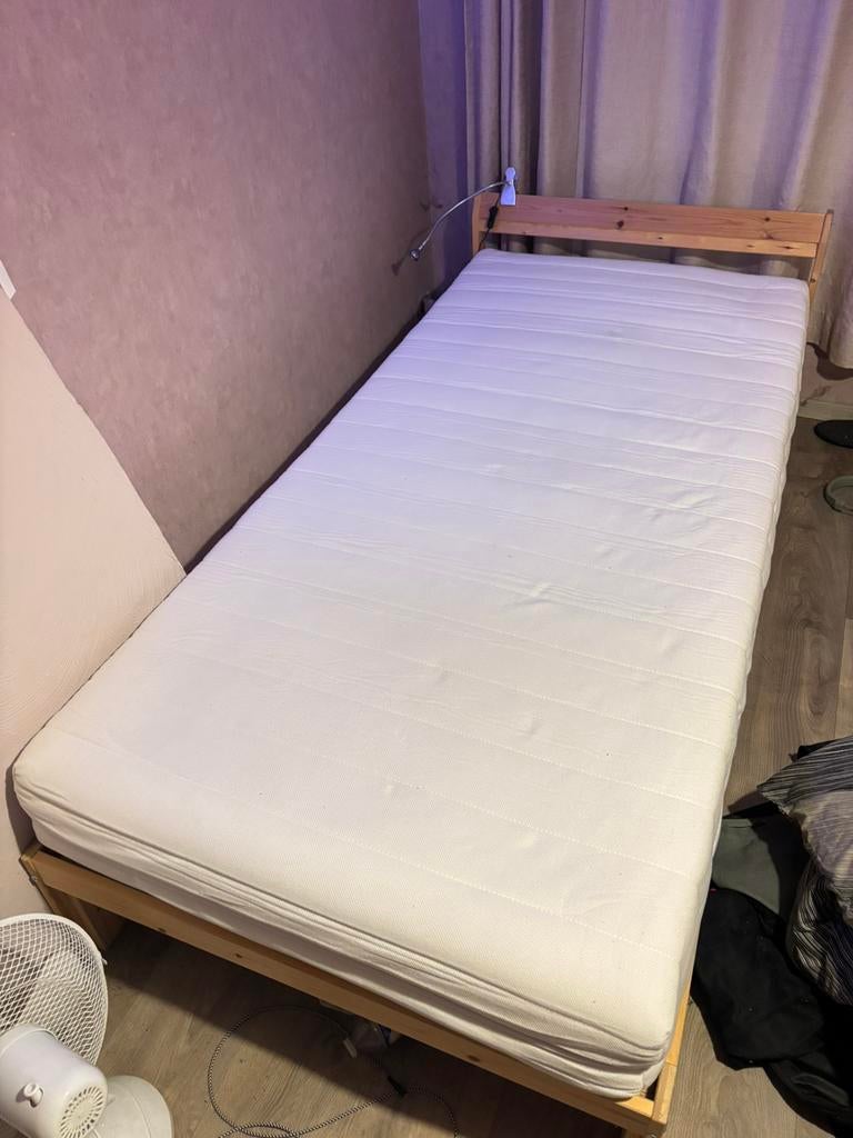 Lit 1 persone matelas tout neuf, Enlèvement, Comme neuf, Une personne, Matelas