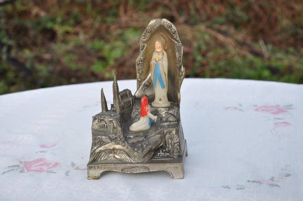 vierge de l'apparition lourdes musicale en regule, Antiquités & Art, Antiquités | Objets religieux, Enlèvement ou Envoi