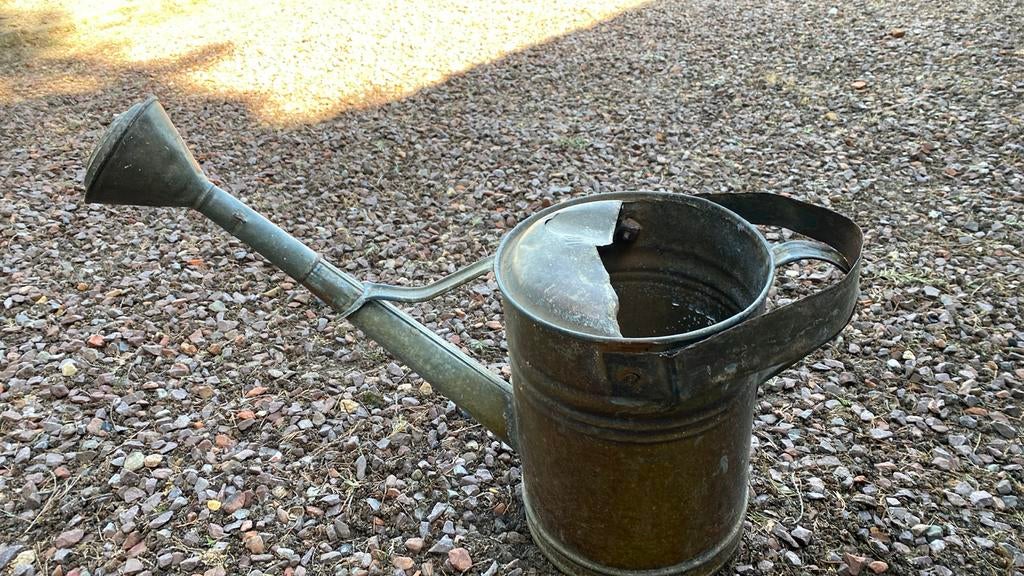 Antieke  gieter, Tuin en Terras, Gieters, Ophalen, Gebruikt, IJzer