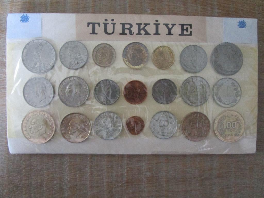 2 munten setjes + losse munten Turkije, Ophalen of Verzenden, Midden-Oosten, Losse munt