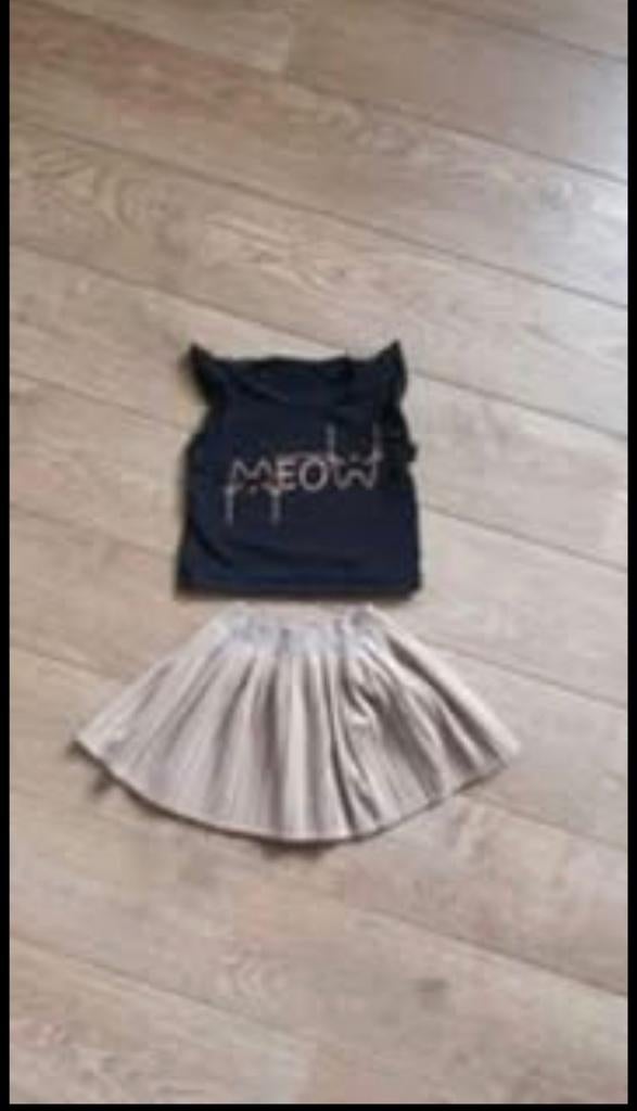Rokje(Mayoral) + T-Shirt maat 92, Kinderen en Baby's, Kinderkleding | Maat 92, Ophalen of Verzenden, Zo goed als nieuw
